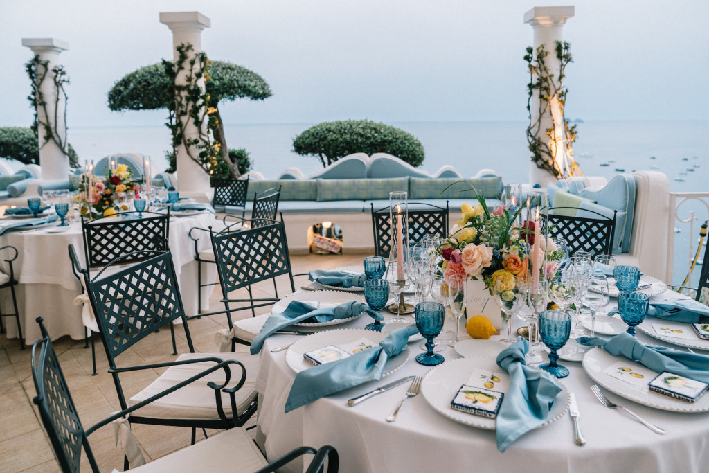 Hotel Marincanto wedding table