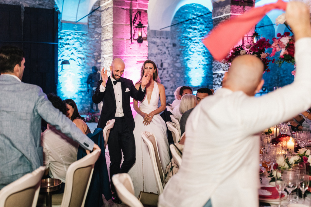 destination wedding in italia - party