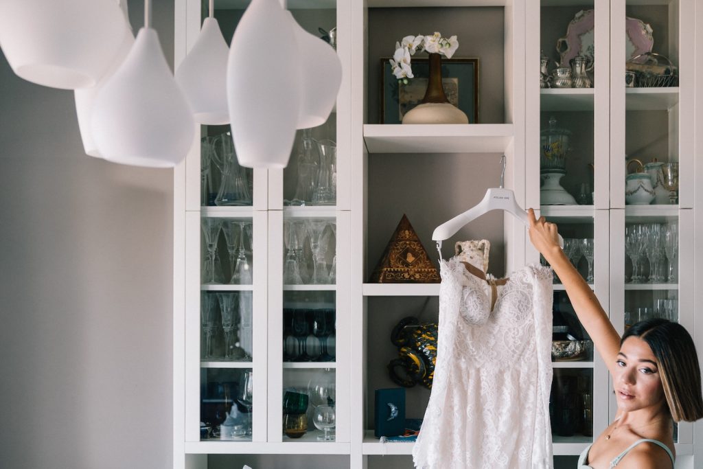 Matrimonio a Napoli con ricevimento alla Conca sul Mare
abito sposa
atelier emè