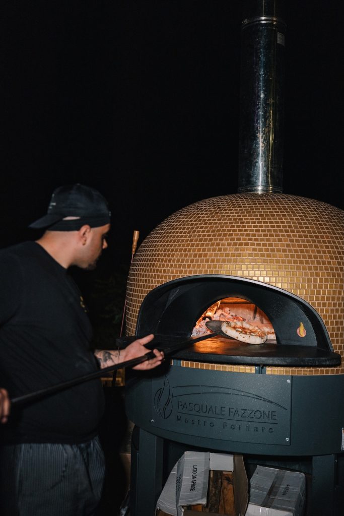 Matrimonio a Napoli con ricevimento alla Conca sul Mare
matrimonio a napoli
la conca sul mare
ricevimento
vincenzo capuano
late night snack
pizza corner