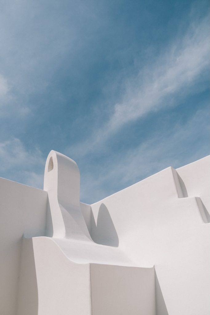 Elopement in Puglia
total white