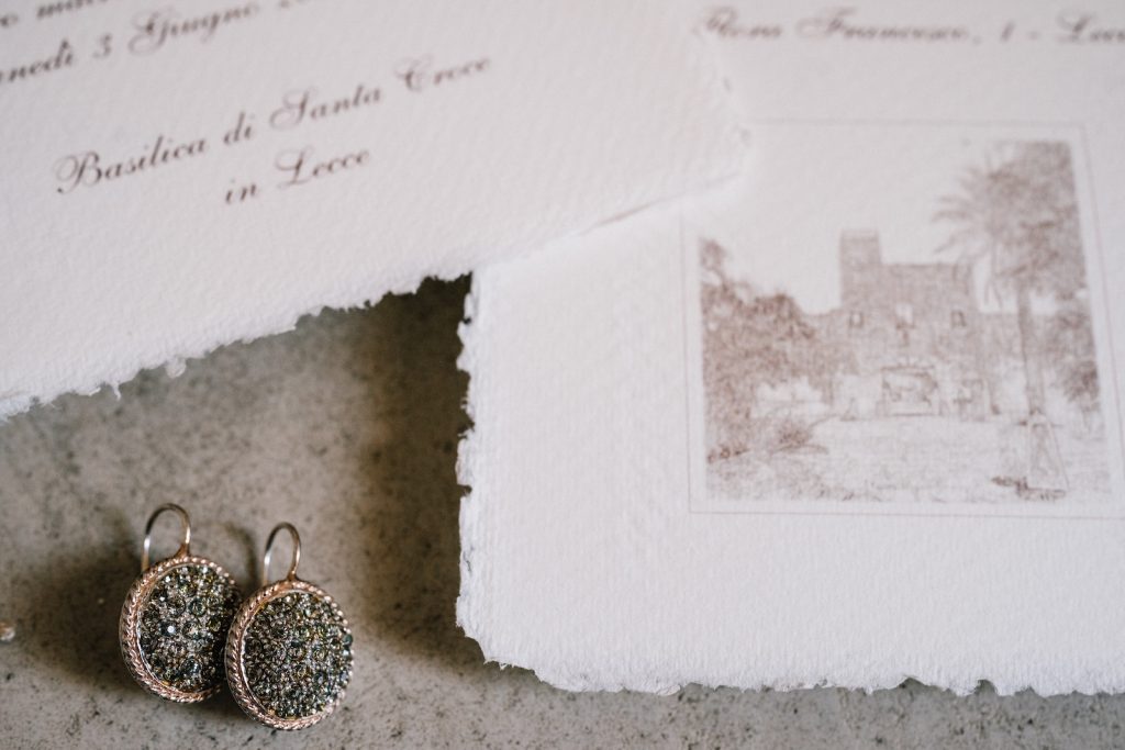 Matrimonio a Masseria San Lorenzo Lecce
stationary
inviti
dettagli sposa
orecchini sposa