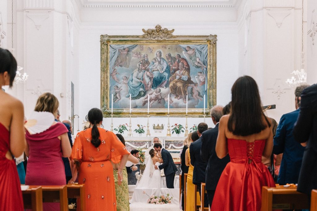 Wedding in Masseria Aura Terrae Polignano a Mare
monopoli
rito cattolico
chiesa di monopoli
bacio sposi