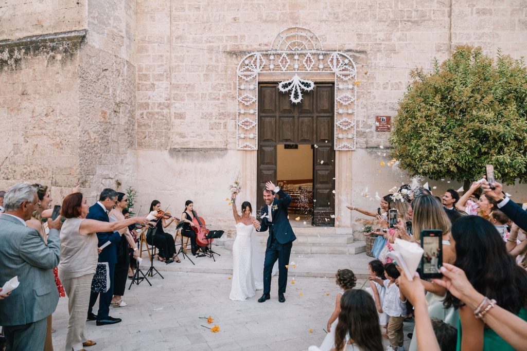 Wedding in Masseria Aura Terrae Polignano a Mare
monopoli
rito cattolico
chiesa di monopoli
lancio del riso