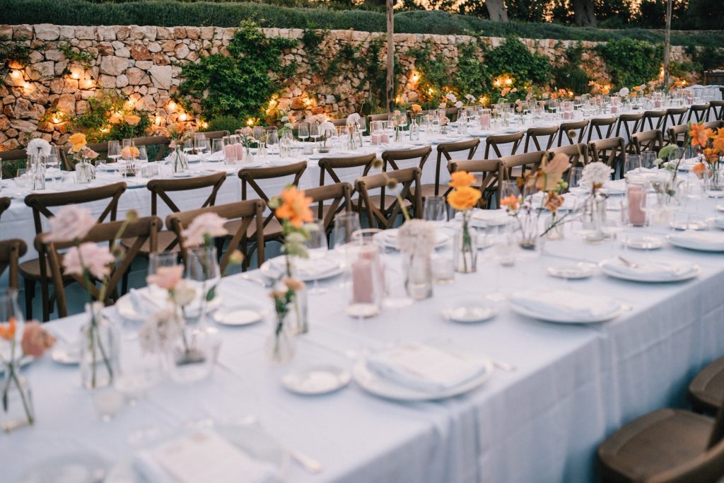 Wedding in Masseria Aura Terrae Polignano a Mare
table setting 
sublimae
wedding planner
